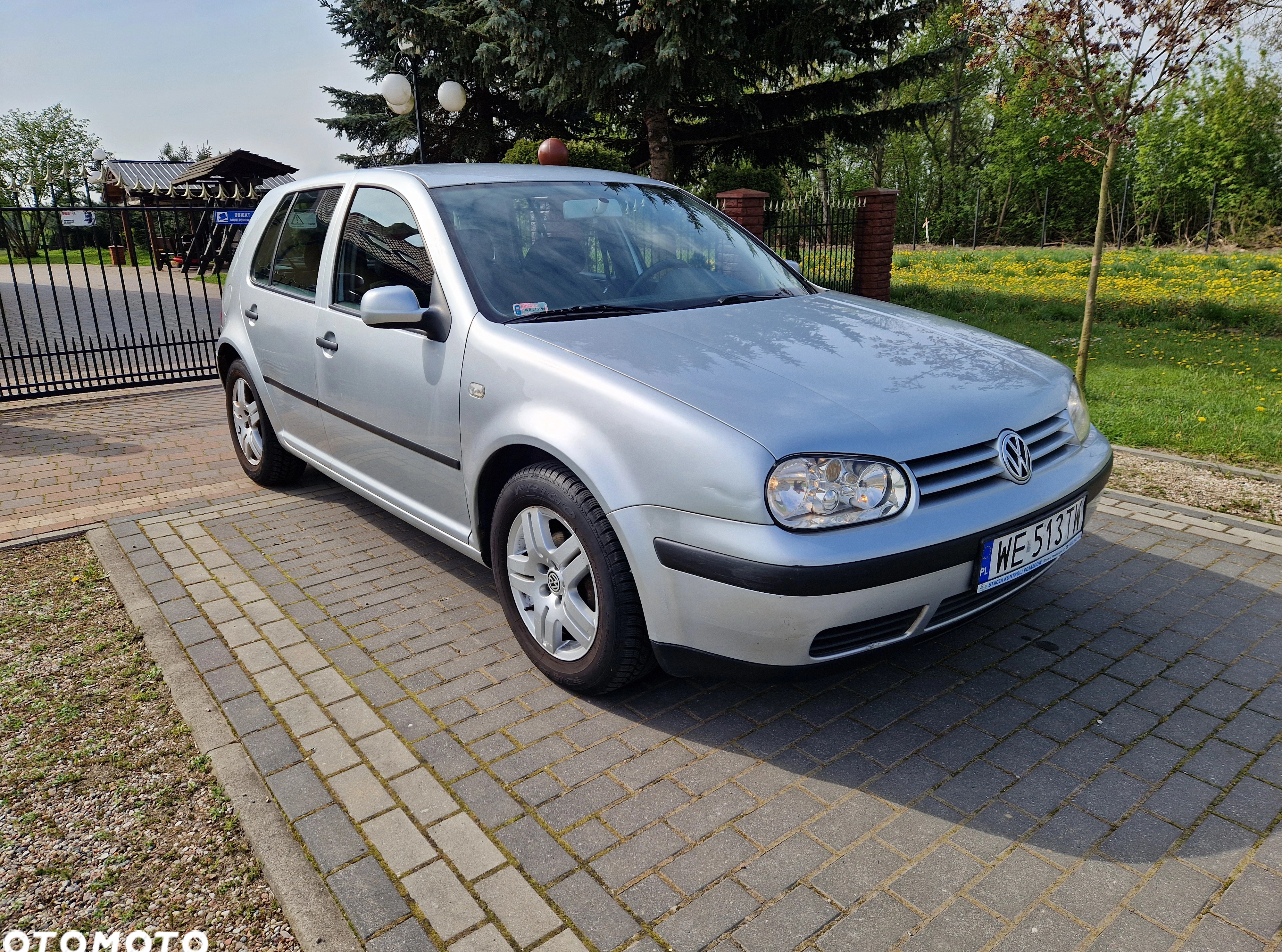 Volkswagen Golf cena 7500 przebieg: 200000, rok produkcji 2001 z Zabłudów małe 137